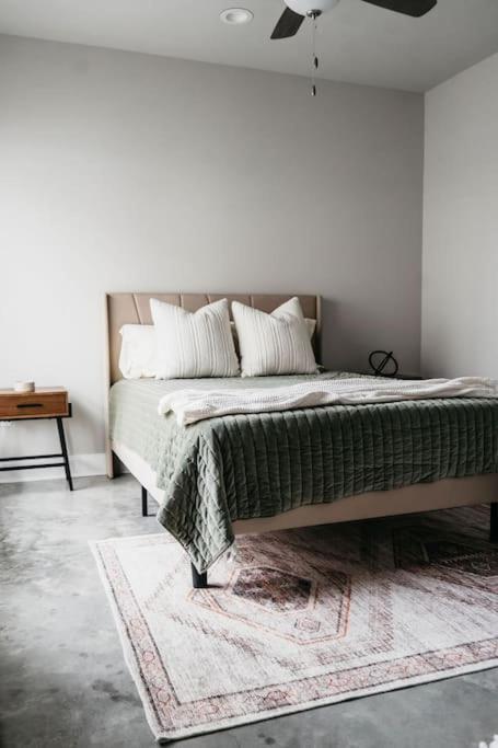 Apartamento New Luxury Townhome