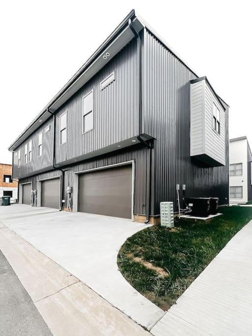 Apartamento New Luxury Townhome *